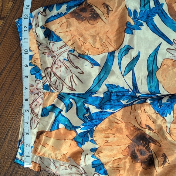 AKIRA - Satin Floral Print Pants - Picture 4 of 7